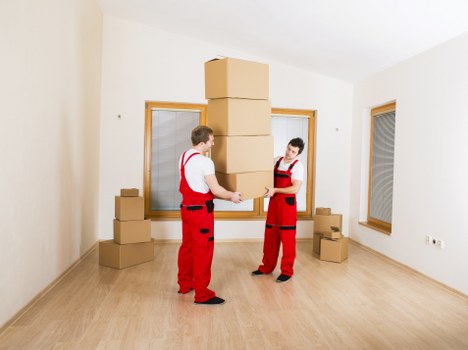 Team of experts ensuring secure and transparent moving processes